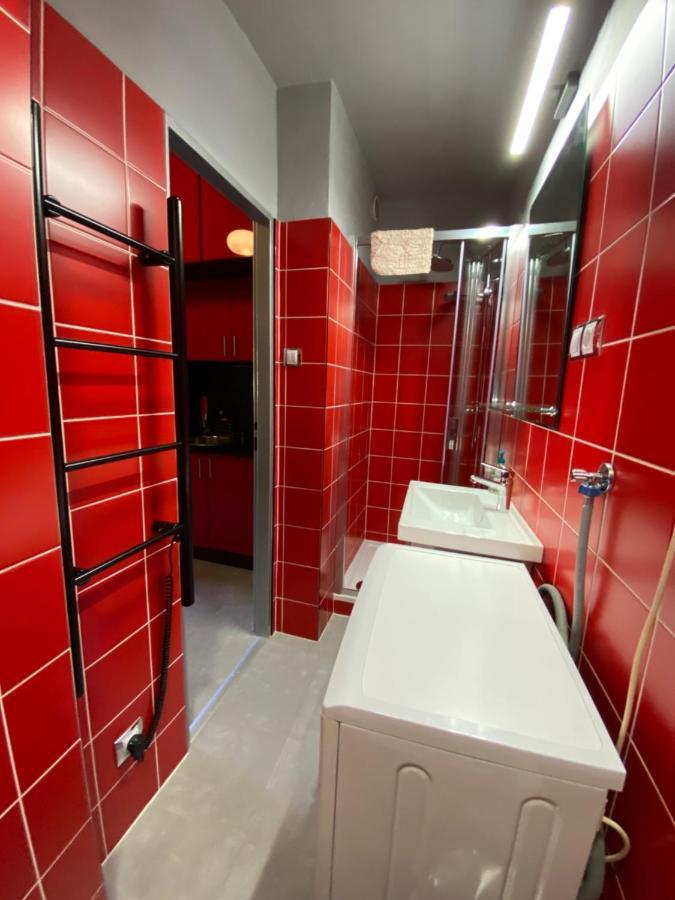 Apartment B42 Bed And Cafe Praga Esterno foto
